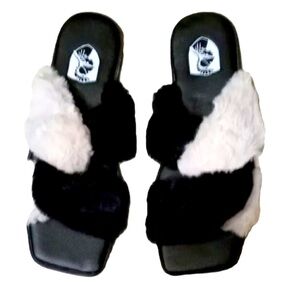 NWT VHNY  Women’s Color Block Criss-
Cross Faux Fur Slippers Size 40 (9)